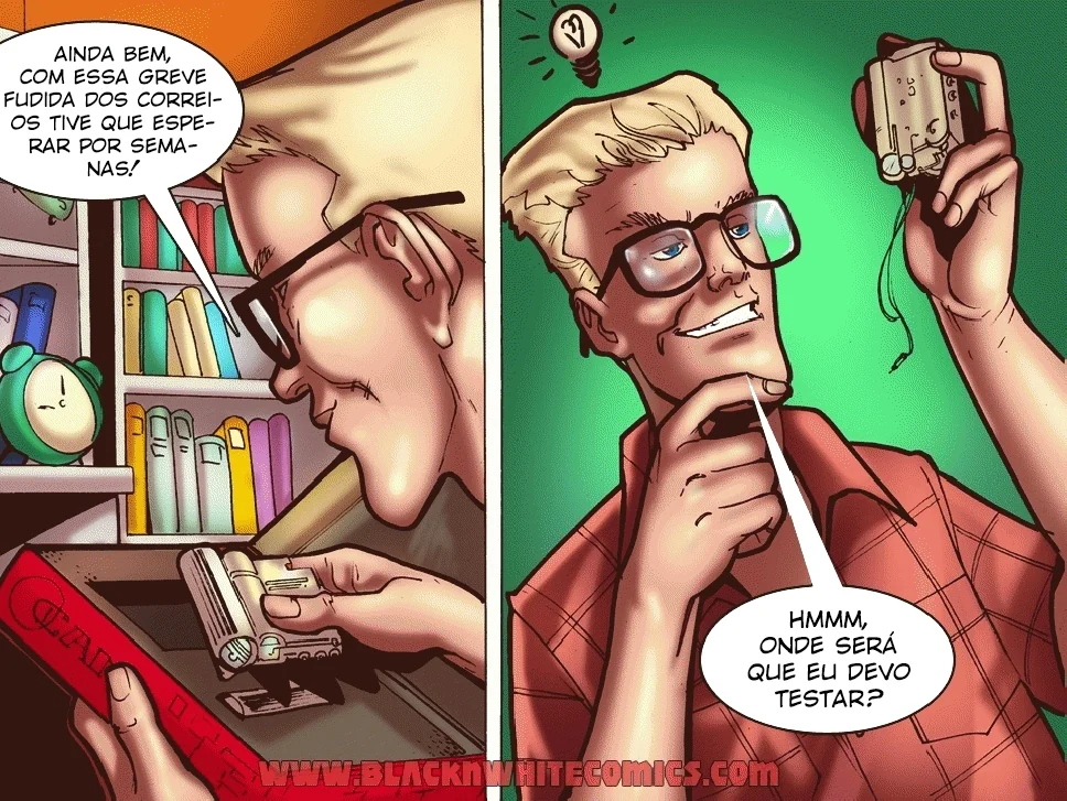 Nerd safado grava putaria no quarto dos pais com câmera espiã em hentai de incesto